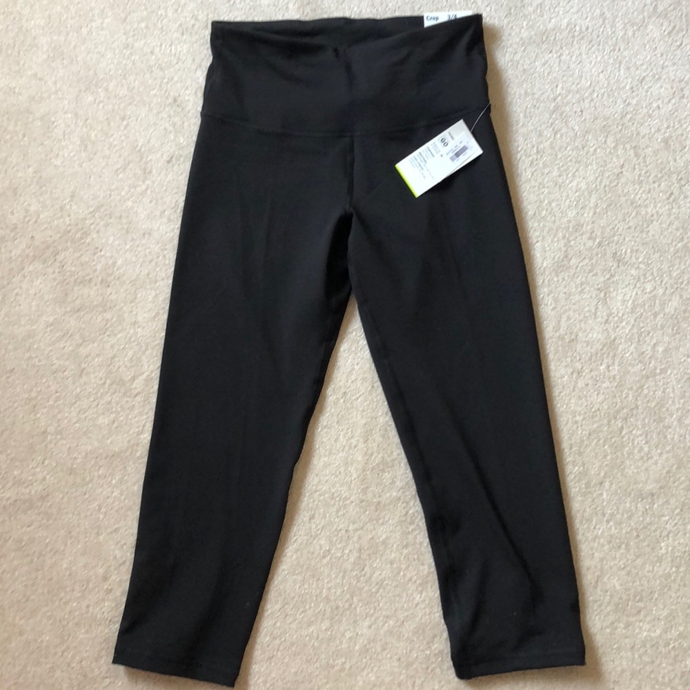 Old Navy 3/4 Crop Legging